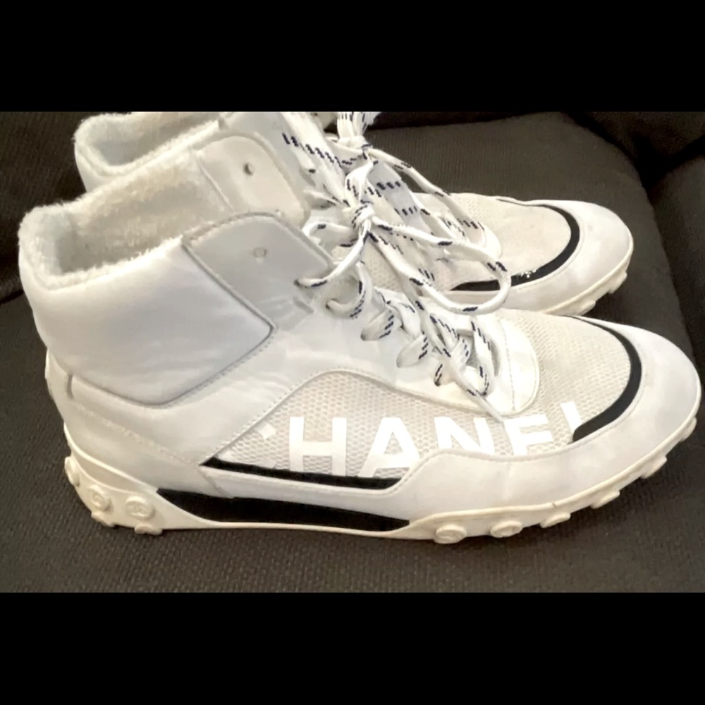 Chanel High Top Mesh Sneakers, great condition! Size 37.5